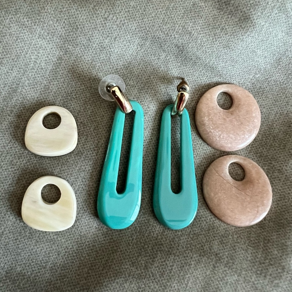 Noonday Earnings - Three pair